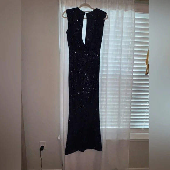 NWTS Showpo Helaena Sequin Maxi Dress US 6 - Picture 8 of 8